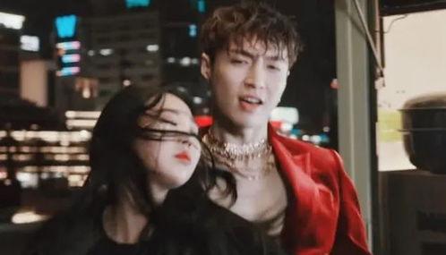 女装博主吃瓜视频,时尚圈幕后故事大曝光