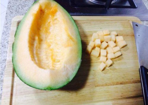 打工吃哈密瓜视频大全播放,视频大全播放背后的甜蜜故事