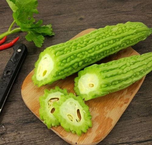 烂瓜切掉了可以吃吗视频,揭秘视频中的神奇厨艺技巧