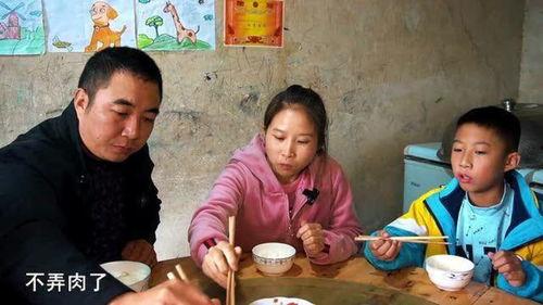 扬州一家人吃瓜事件视频